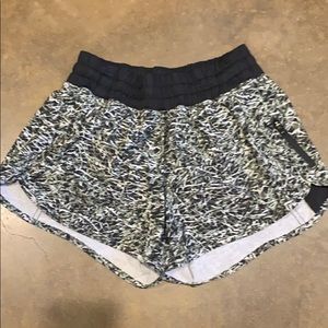 Lululemon 4” tracker shorts